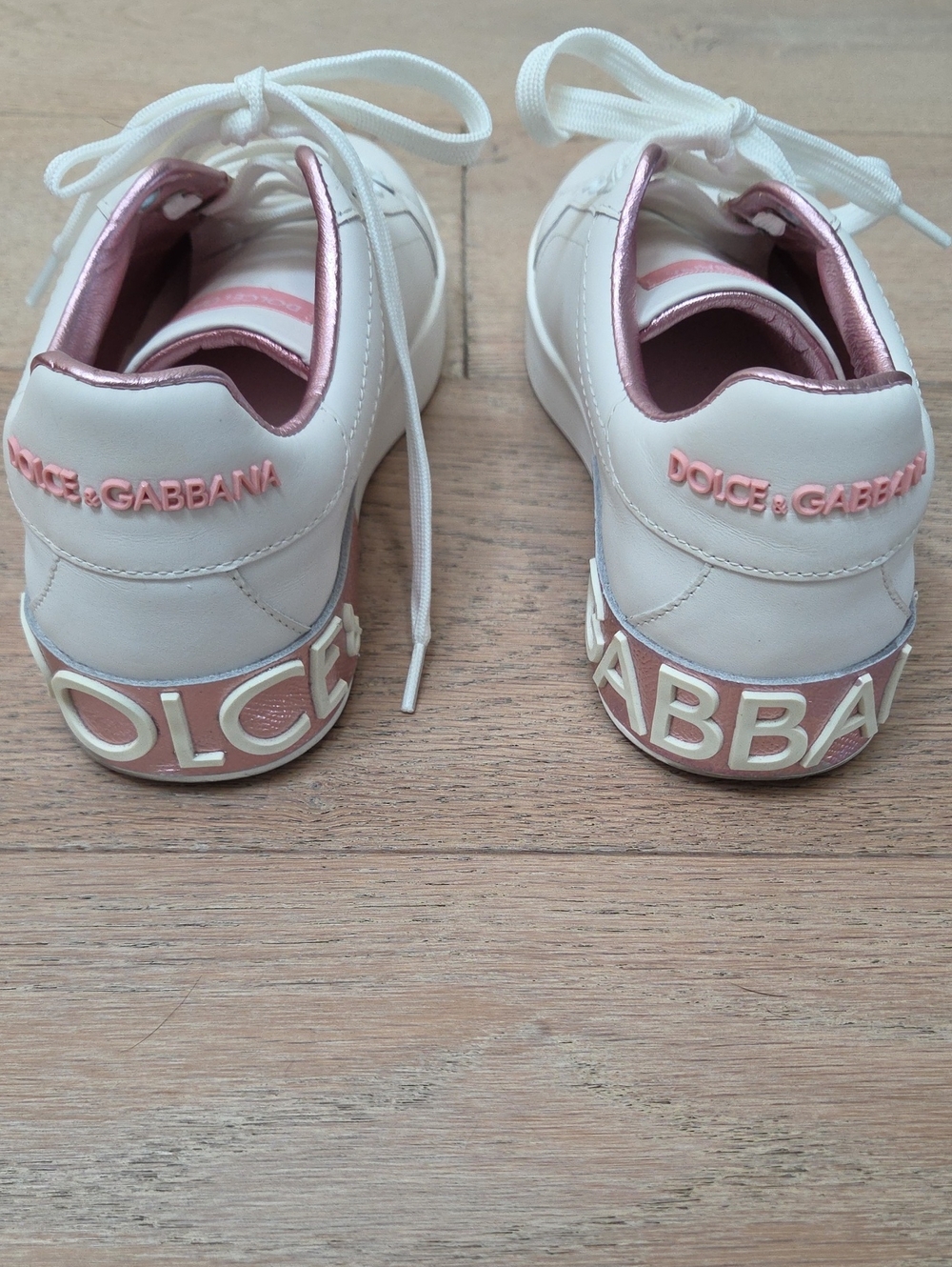 White Leather Sneakers with Metallic Pink. Size 37 - Picture 3 of 5